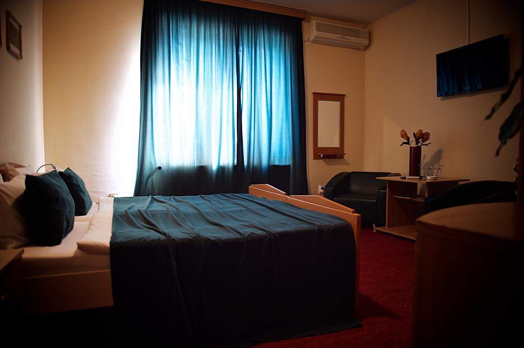 Apartments Passage Vrnjačka Banja Стая снимка